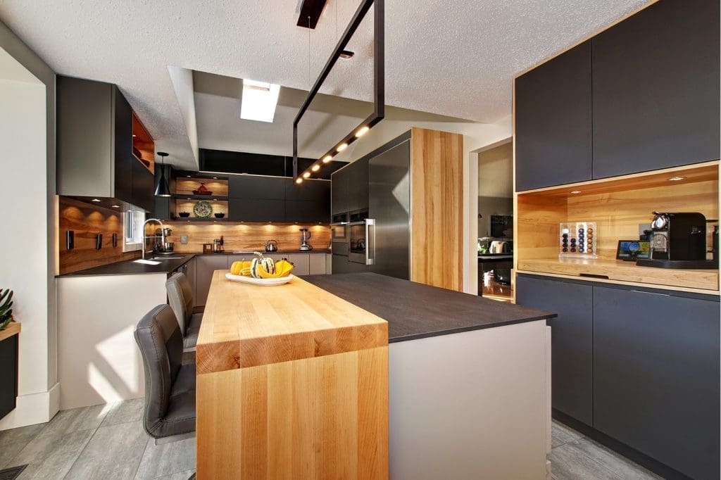 Cuisine tendance avec coin déjeuner