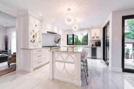Cuisine aux détails chics et élégants
