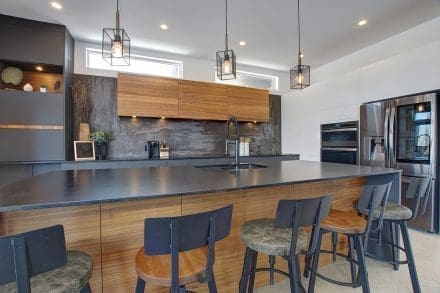 Cuisine moderne grise et bois vue 3