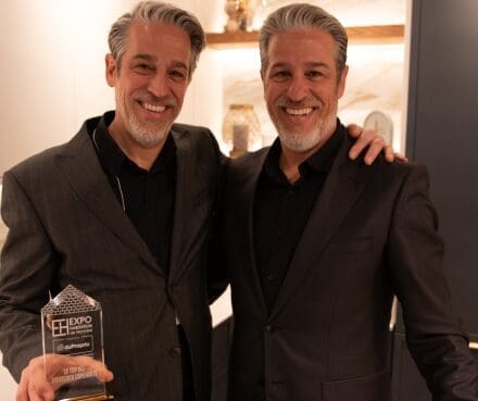 Stéphane Mackarous et son frère jumeau